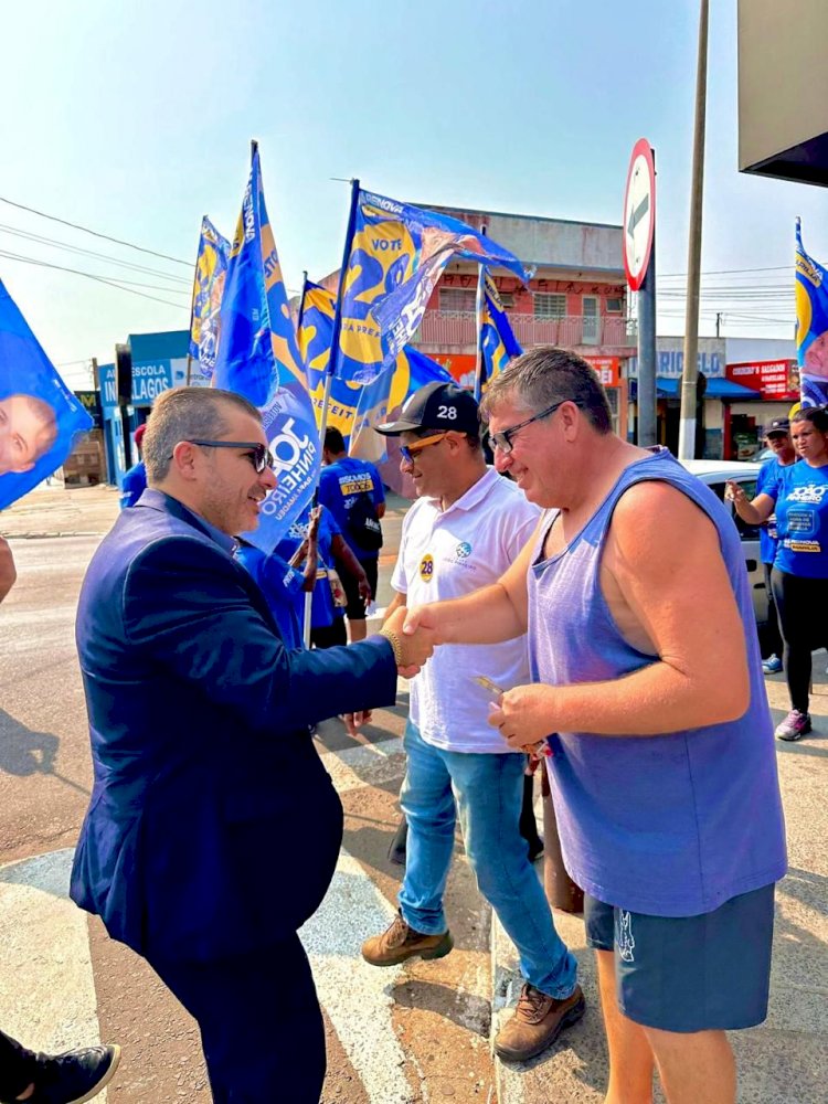 Comércio da Zona Sul de Marília Recebe João Pinheiro em Passeata Marcada por Energia e Gratidão